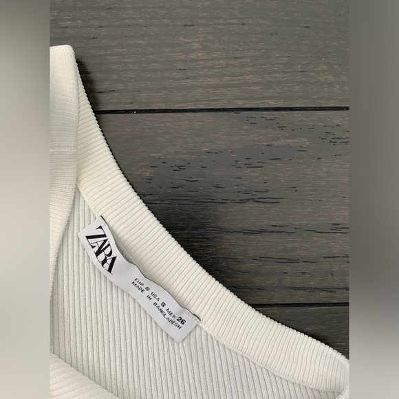 Zara White Sleeveless Asymmetrical Neckline Top - Picture 8 of 9